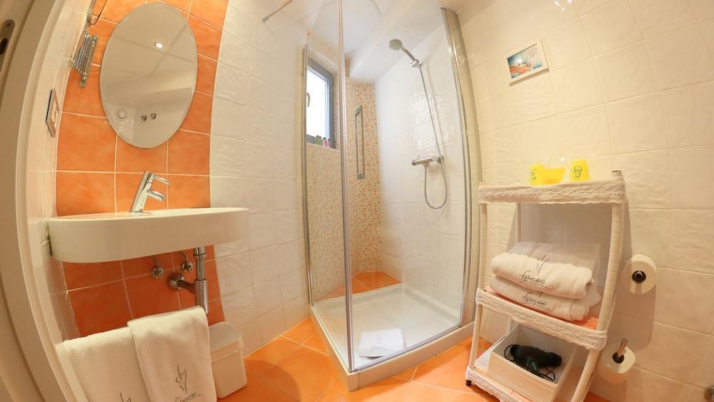 Hotel Fetiche Alojamiento Con Encanto Benidorm Ngoại thất bức ảnh