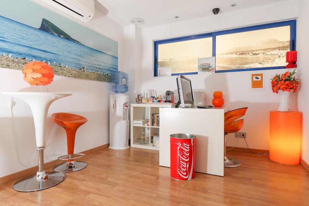 Hotel Fetiche Alojamiento Con Encanto Benidorm Ngoại thất bức ảnh